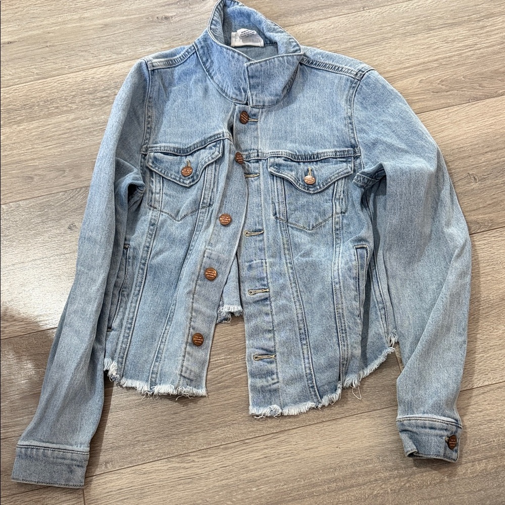 Banana Republic Light Blue Cropped Denim Jacket